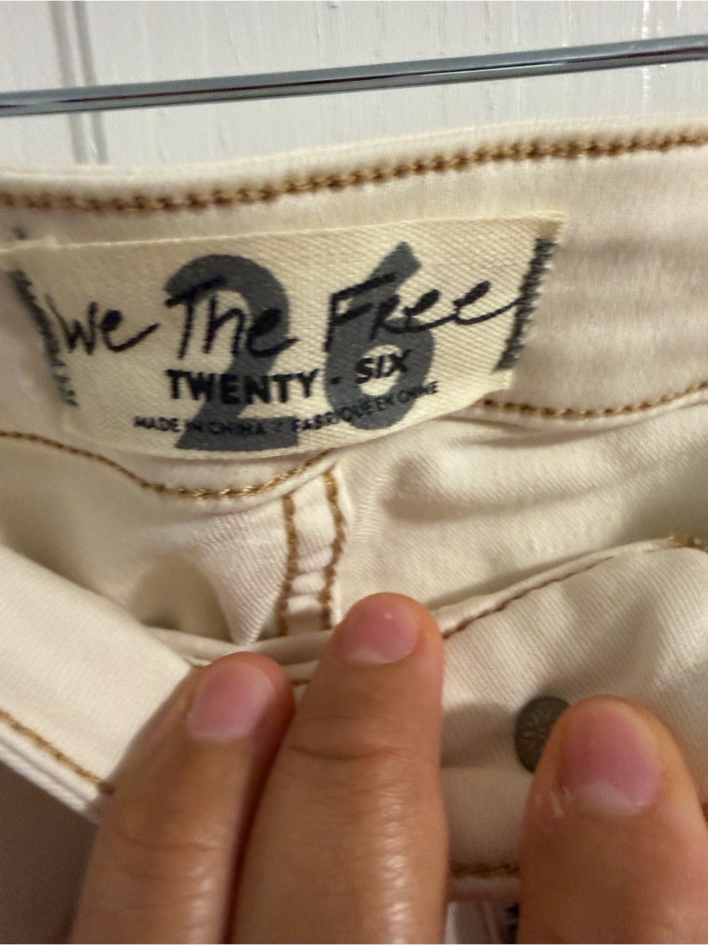We The Free Just Float On Flare Jeans Heavenly White Size 26 NWT - Picture 5 of 6